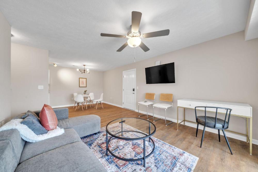 Stonecrest 620, 2Bd Apt I Free Parking I Pool